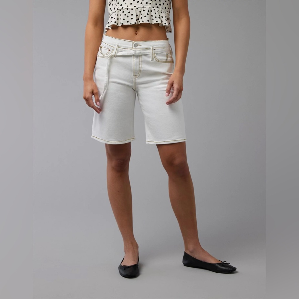 DKNY JEANS SIZE 14~WHITE DENIM WOMENS BERMUDA PANTS SHORTS LONGER LENGTH